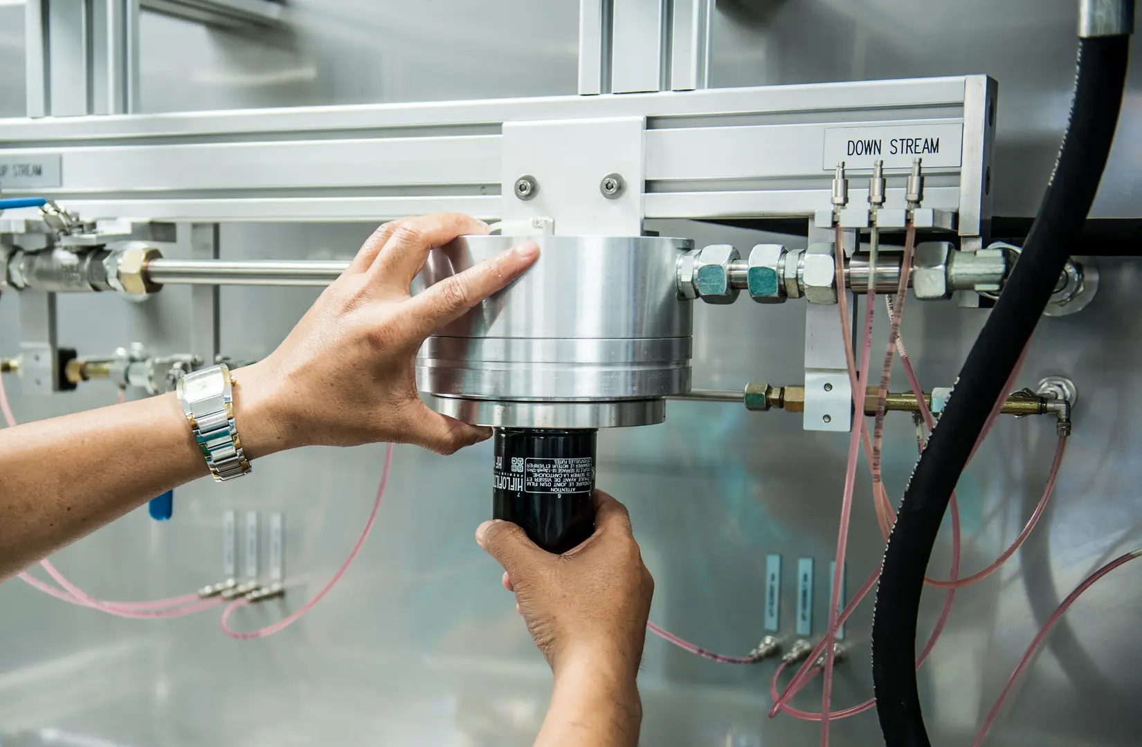 Тестування оливного фільтру Hiflofiltro